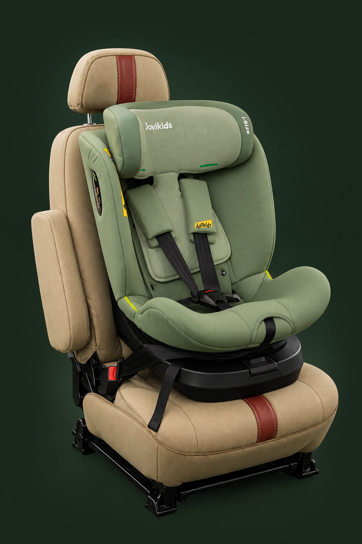 Silla infantil instalada en un vehículo de safari de Altezza